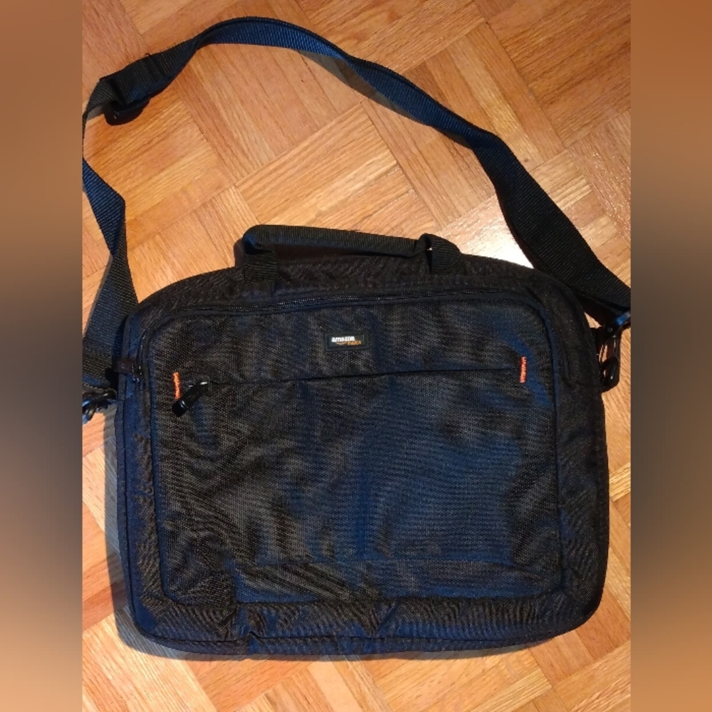 Amazon Basic Bag Laptop Bag